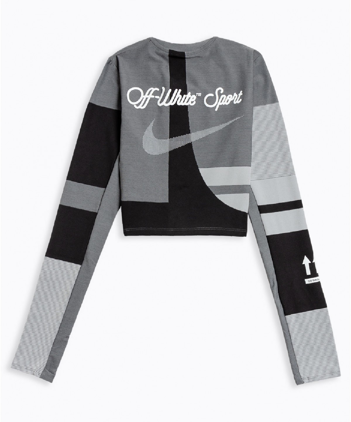 Làm giàu ngon ăn như Nike: in thêm logo Off-White lên đồ outlet rồi bán luôn giá gấp đôi! - Ảnh 1. Làm giàu ngon ăn như Nike: in thêm logo Off-White lên đồ outlet rồi bán luôn giá gấp đôi! - Ảnh 1.